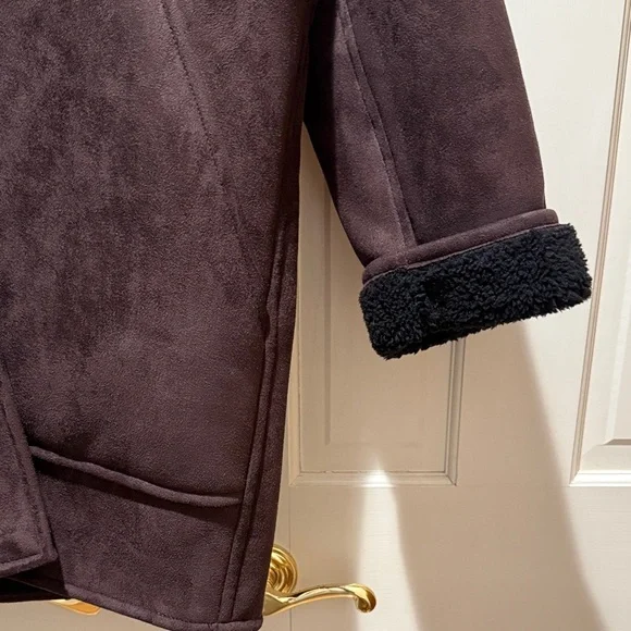 GAP Women's Dark Brown Teddy Jacket with Black Interior - Picture 4 of 15